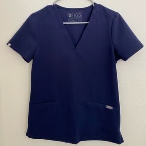 Figs, women’s scrubs